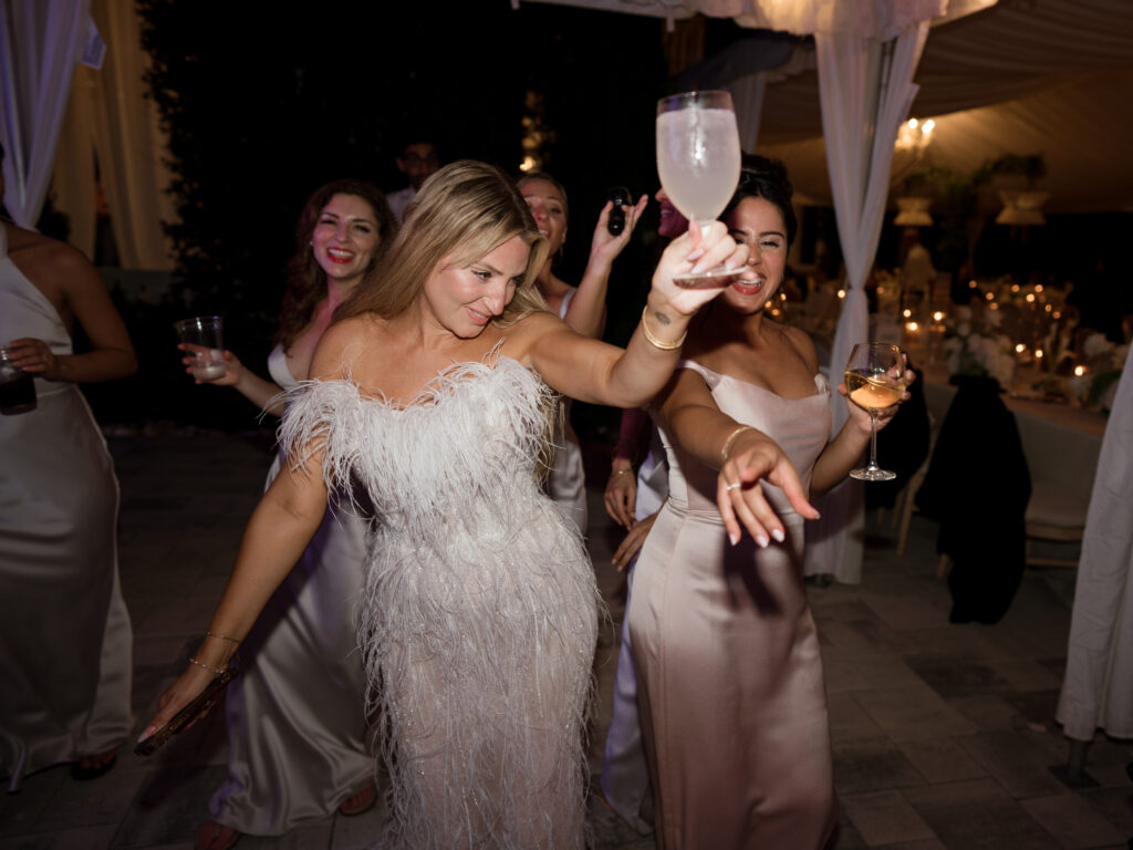 TiffanyVon Kayleigh&Michael Dancing